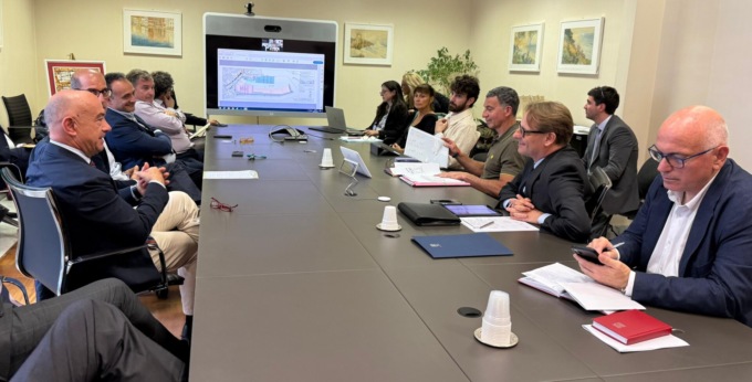 Regione Liguria vicino al comune di Sanremo per la realizzazione del porto