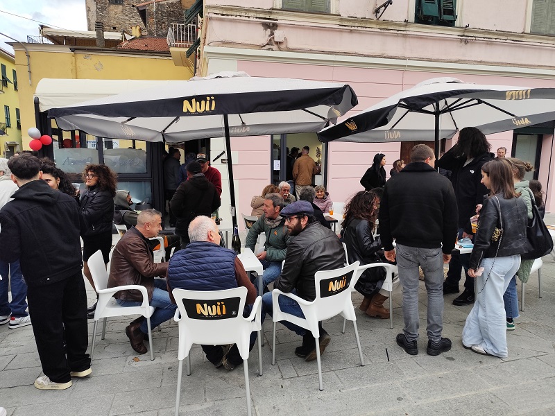 Esterno Bar 9