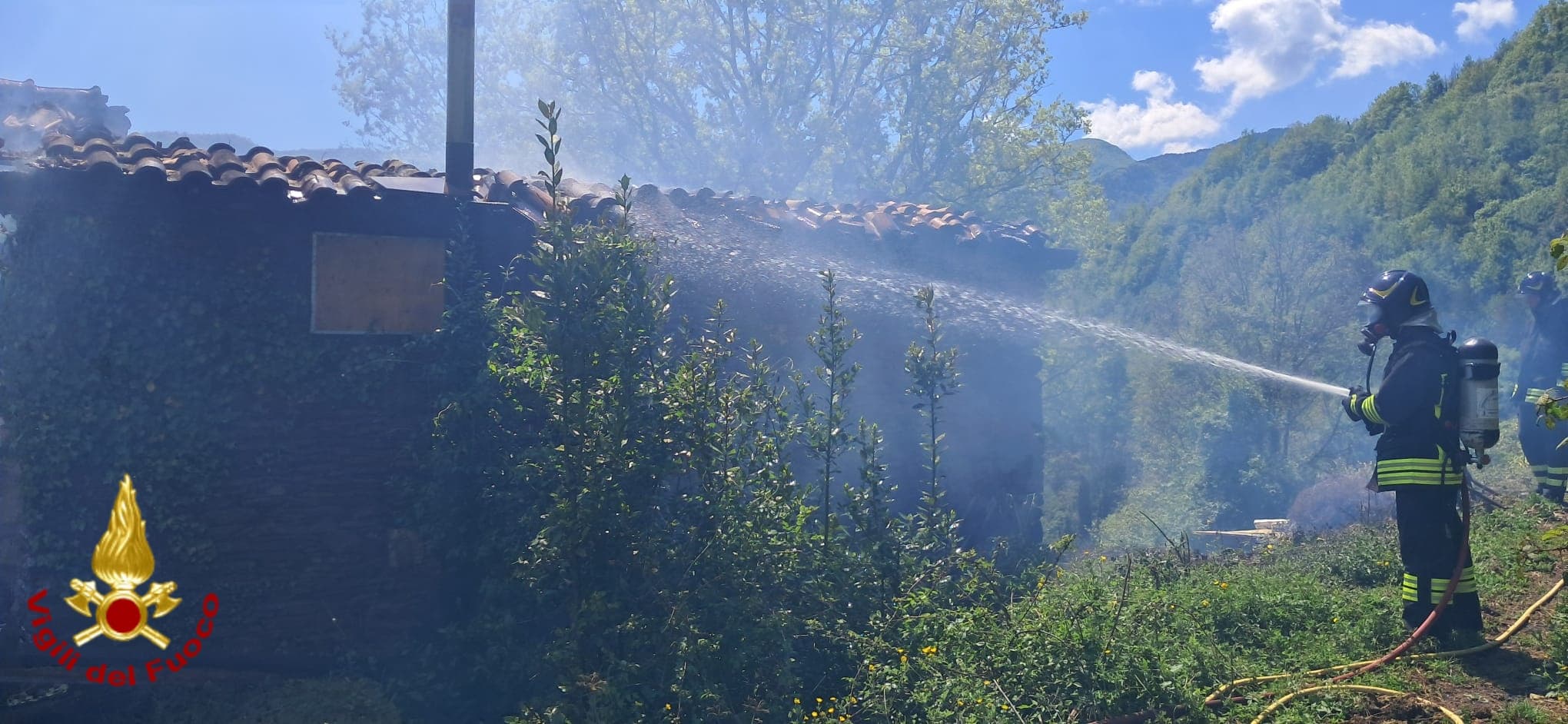 incendio casa abitazione molini di triora primo maggio 2025_04