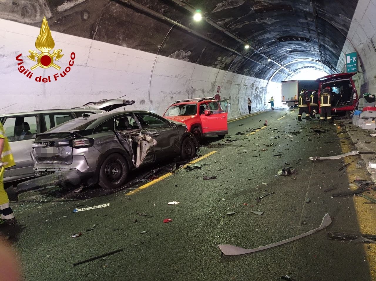 incidente galleria aprosio a10 autofiori vallecrosia tir 13 maggio 2025 autostrada dei fiori_03