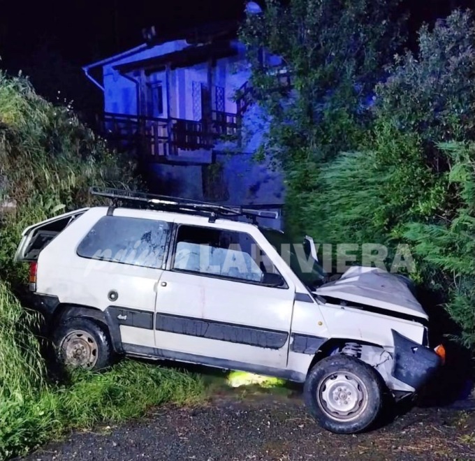 L’auto finisce fuori strada: arrivano i soccorsi, ma a bordo non c’è nessuno