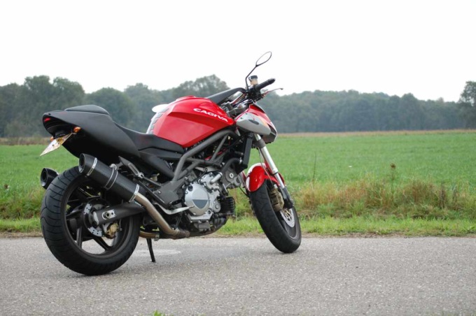 Scarichi omologati Roadsitalia per Cagiva Raptor 1000: recensione completa
