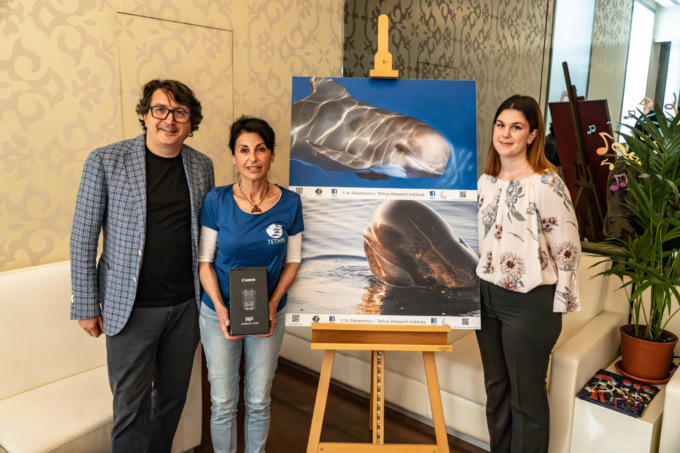 Donato all’Istituto Tethys un obiettivo fotografico per la ricerca dall’Hotel Nazionale