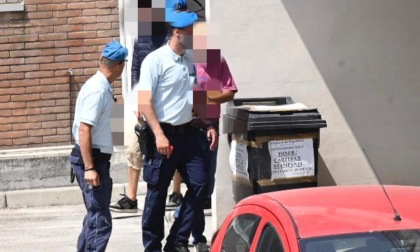 Tangente in cambio del permesso di soggiorno: sostituto commissario confessa