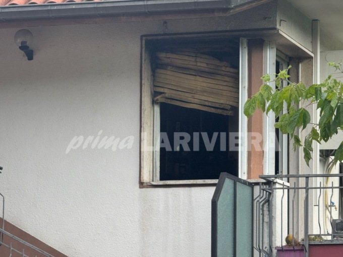 Brucia una cucina per un pentolino lasciato sul fuoco