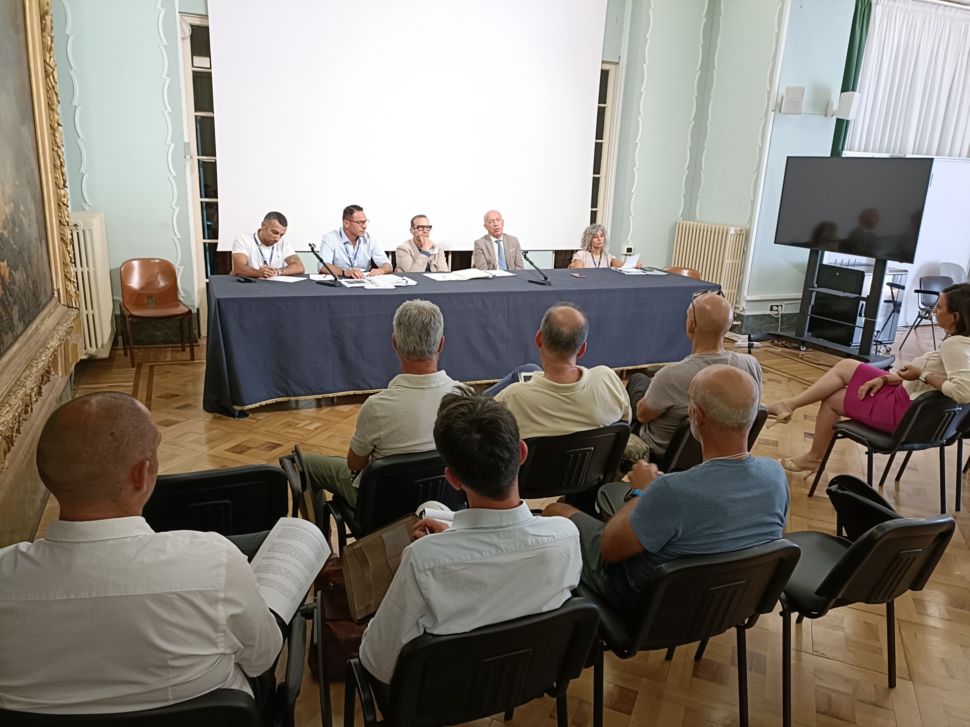 Tavolo ordini professionali (2)