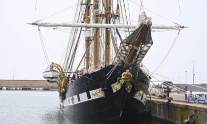Nave Palinuro attracca a Imperia
