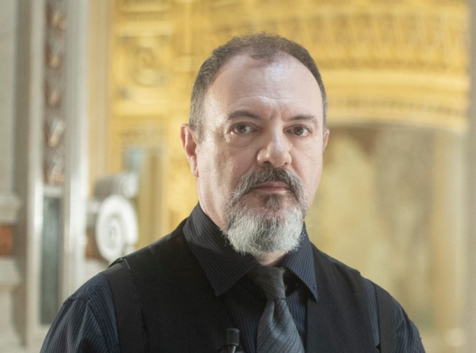 Villa Nobel si tinge di giallo: arriva Carlo Lucarelli