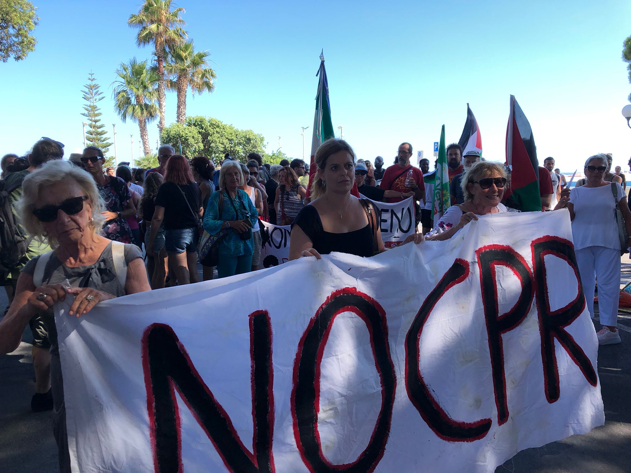 manifestazione contro il cpr (1)