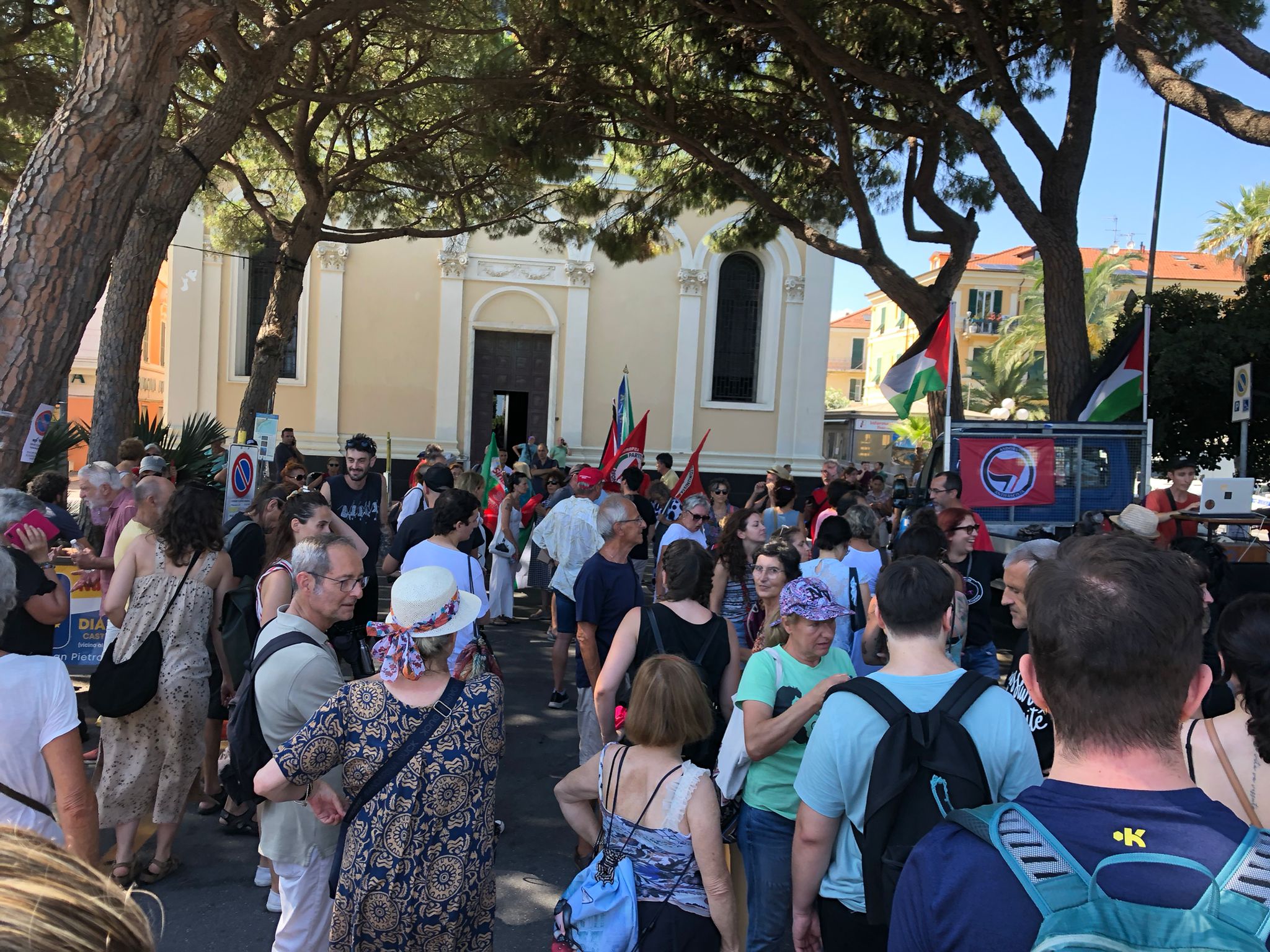 manifestazione contro il cpr (6)