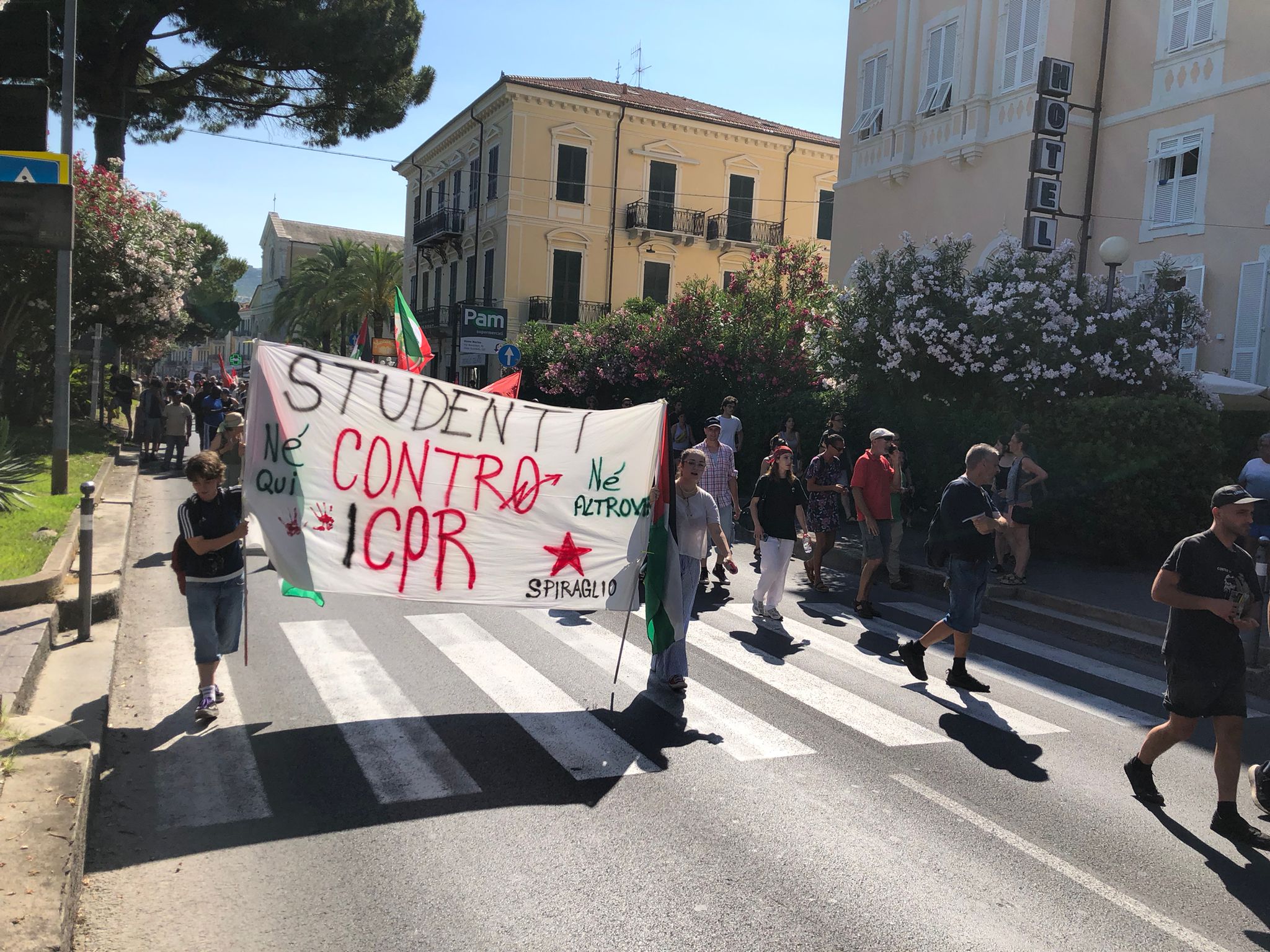manifestazione contro il cpr (9)