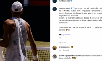 Matteo Arnaldi rassicura i fans dopo l'infortunio alla caviglia: "Ci vediamo a Londra!"
