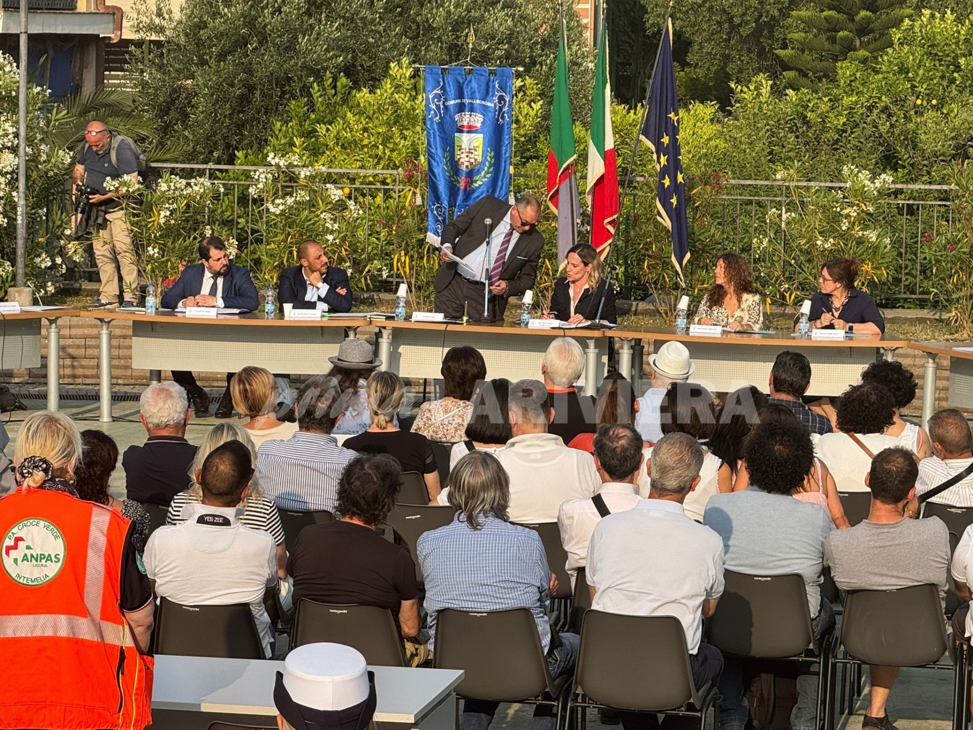 primo consiglio comunale fabio perri sindaco 10 giugno 2025_05