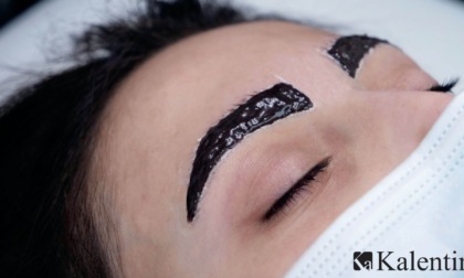 Tinta per sopracciglia fai da te: consigli per un'applicazione professionale a casa