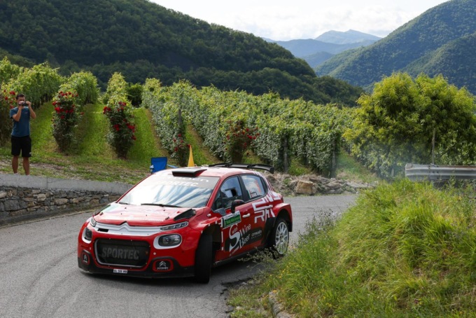 Partito con 62 equipaggi il Rally della Valle Arroscia