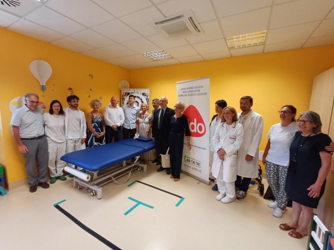 Donato un lettino Tipo Bobath al Centro di Riabilitazione Pediatrica di Imperia