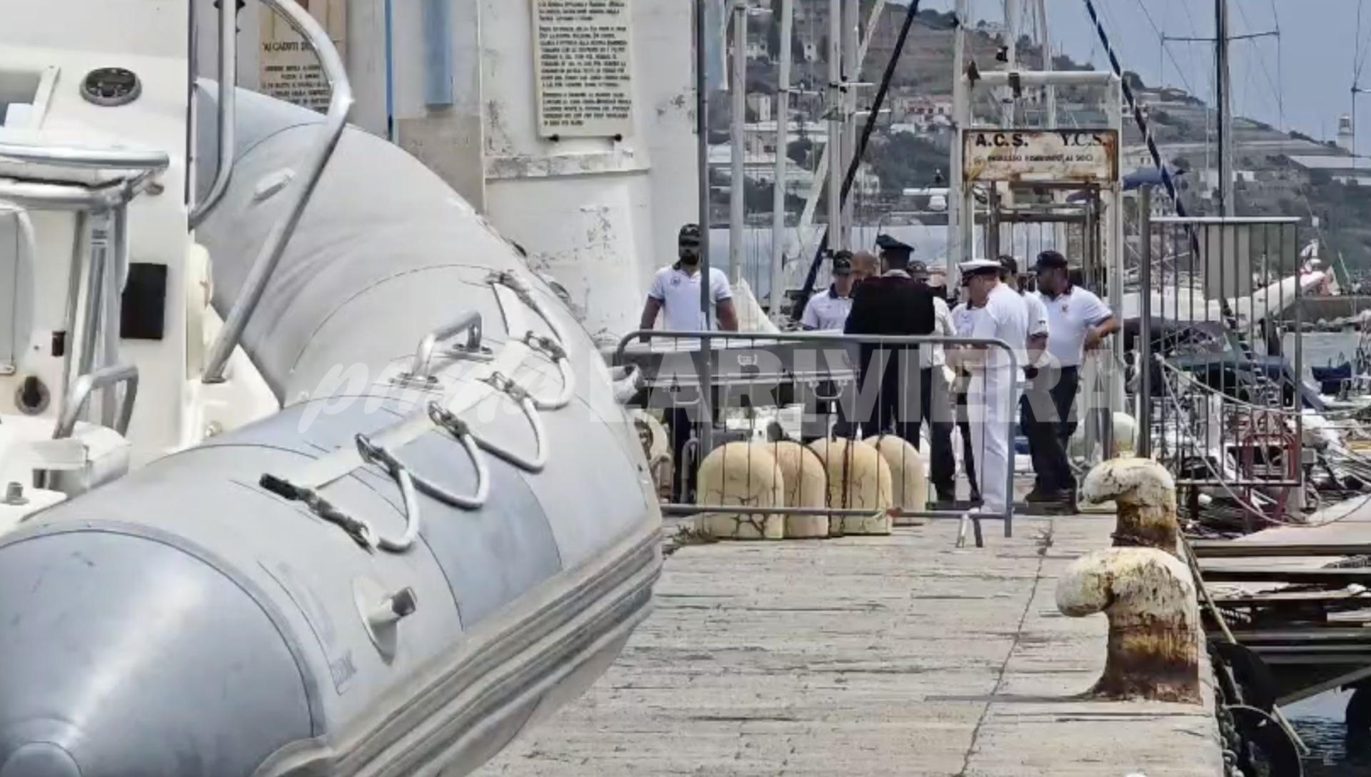 Morto Jonathan Forzan salma corpo bara capitaneria di porto guardia coastiera Sanremo