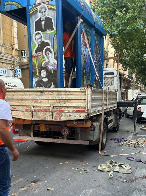 Corso Garibaldi: via le vecchie pensiline