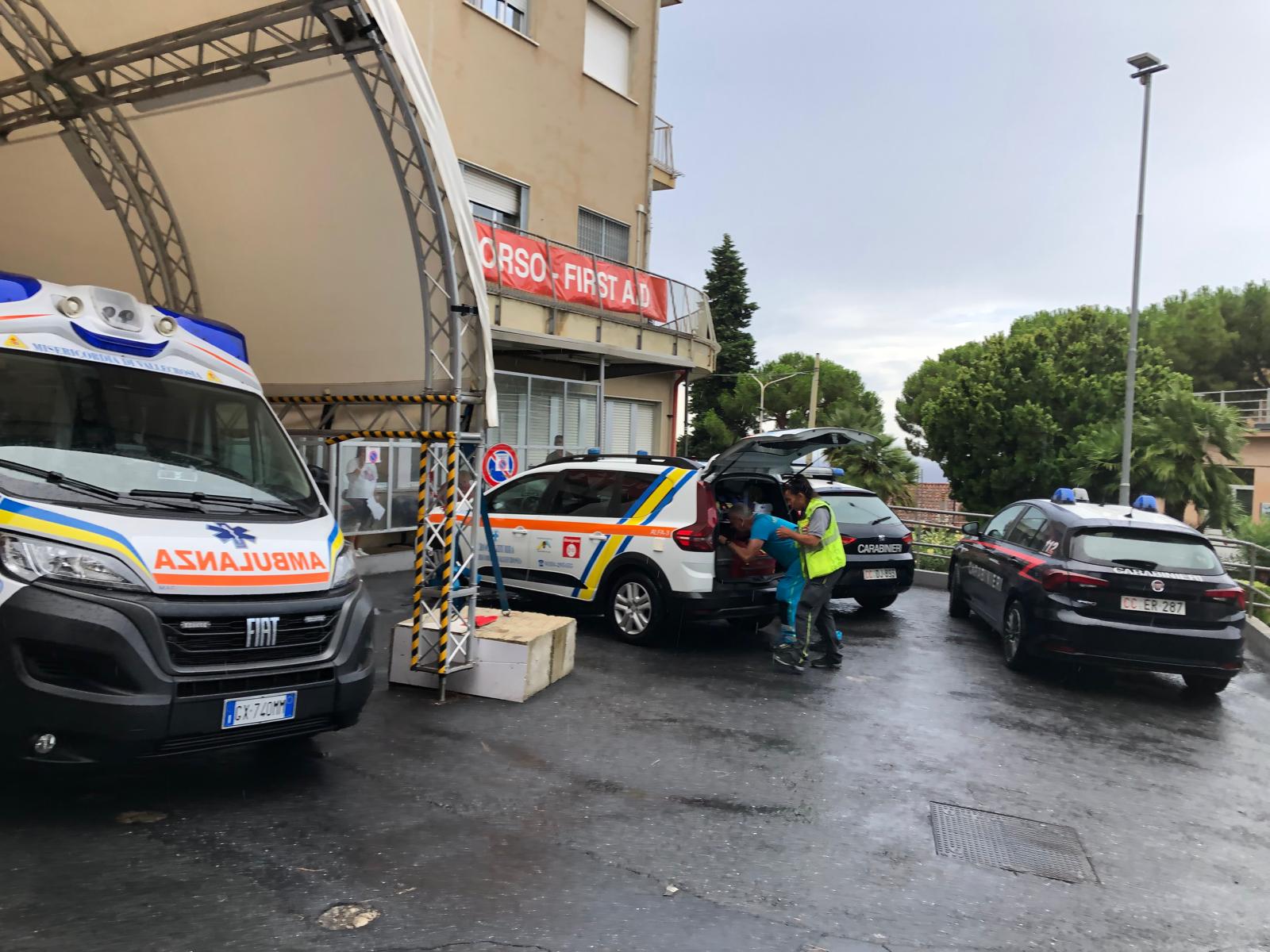 ambulanza ospedale due