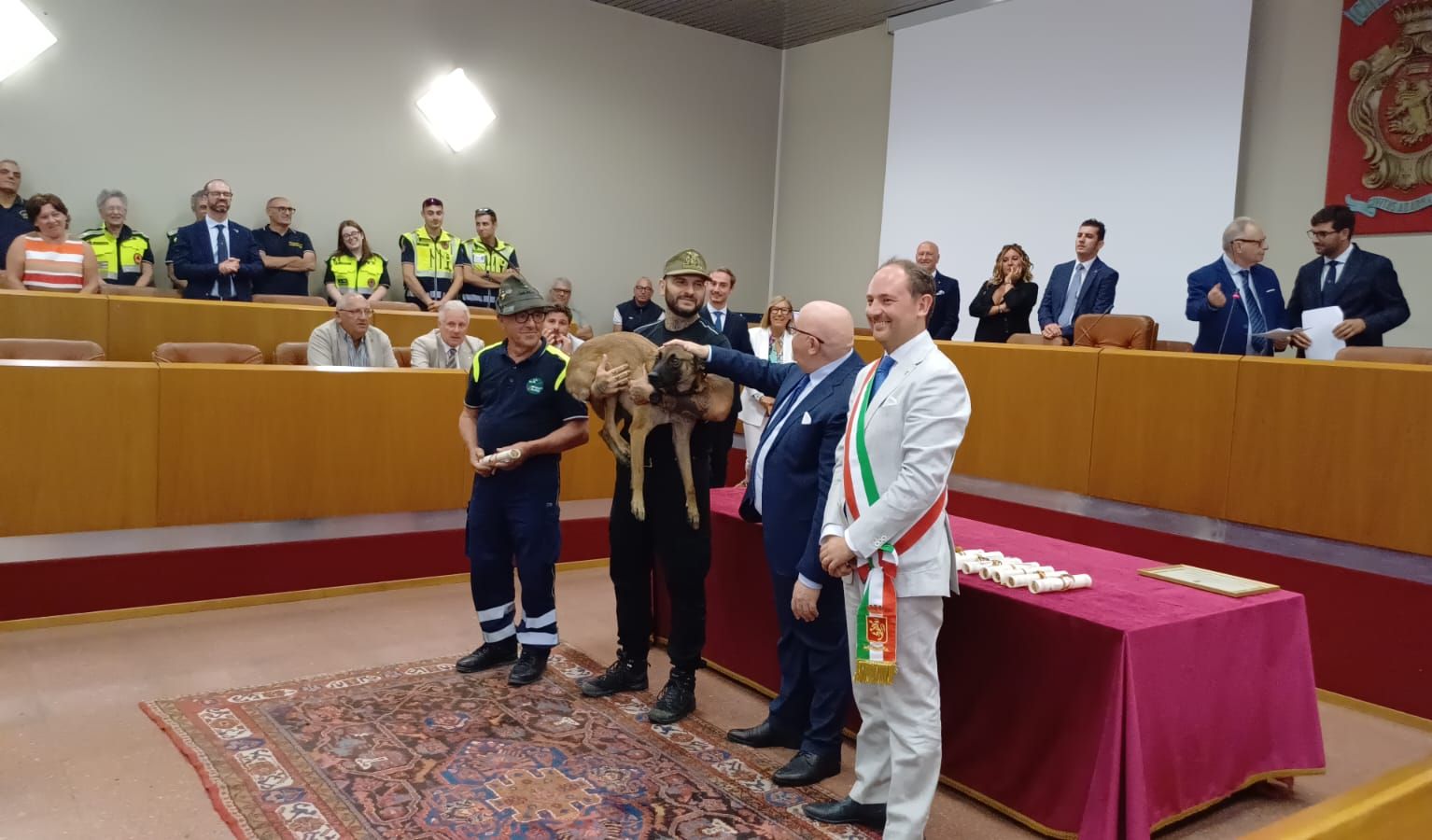 cerimonia soccorritori allen bernard ganao bimbo scomparso latte ventimiglia comune 16 luglio 2025 _05