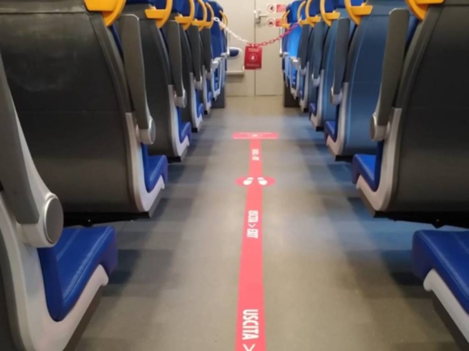 CGIL difende i lavoratori che puliscono i treni dei frontalieri