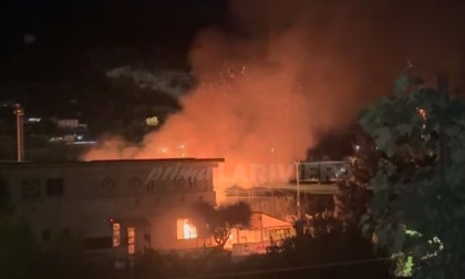 Fiamme al ristorante della polisportiva di via Peglia a Ventimiglia
