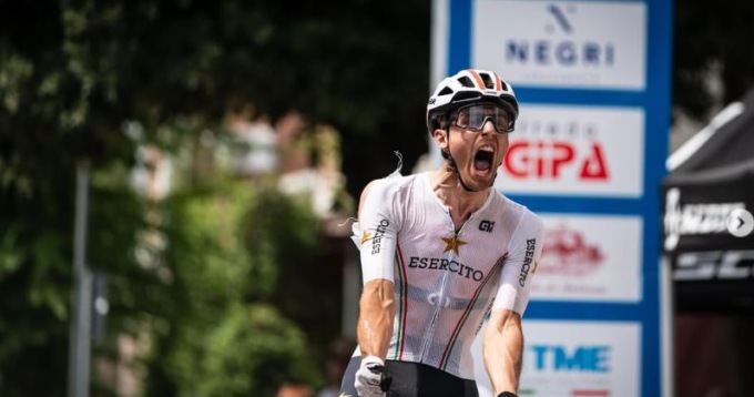 Il ciclista di Pontedassio Matteo Siffredi campione italiano Under 23 di Mountain Bike Cross Country