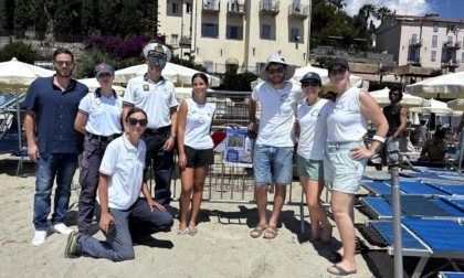 Bimbi alla scoperta delle tartarughe Caretta caretta con Delfini del Ponente