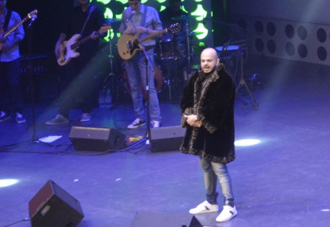 Il comico Mandrake torna sul palco dell’Ariston