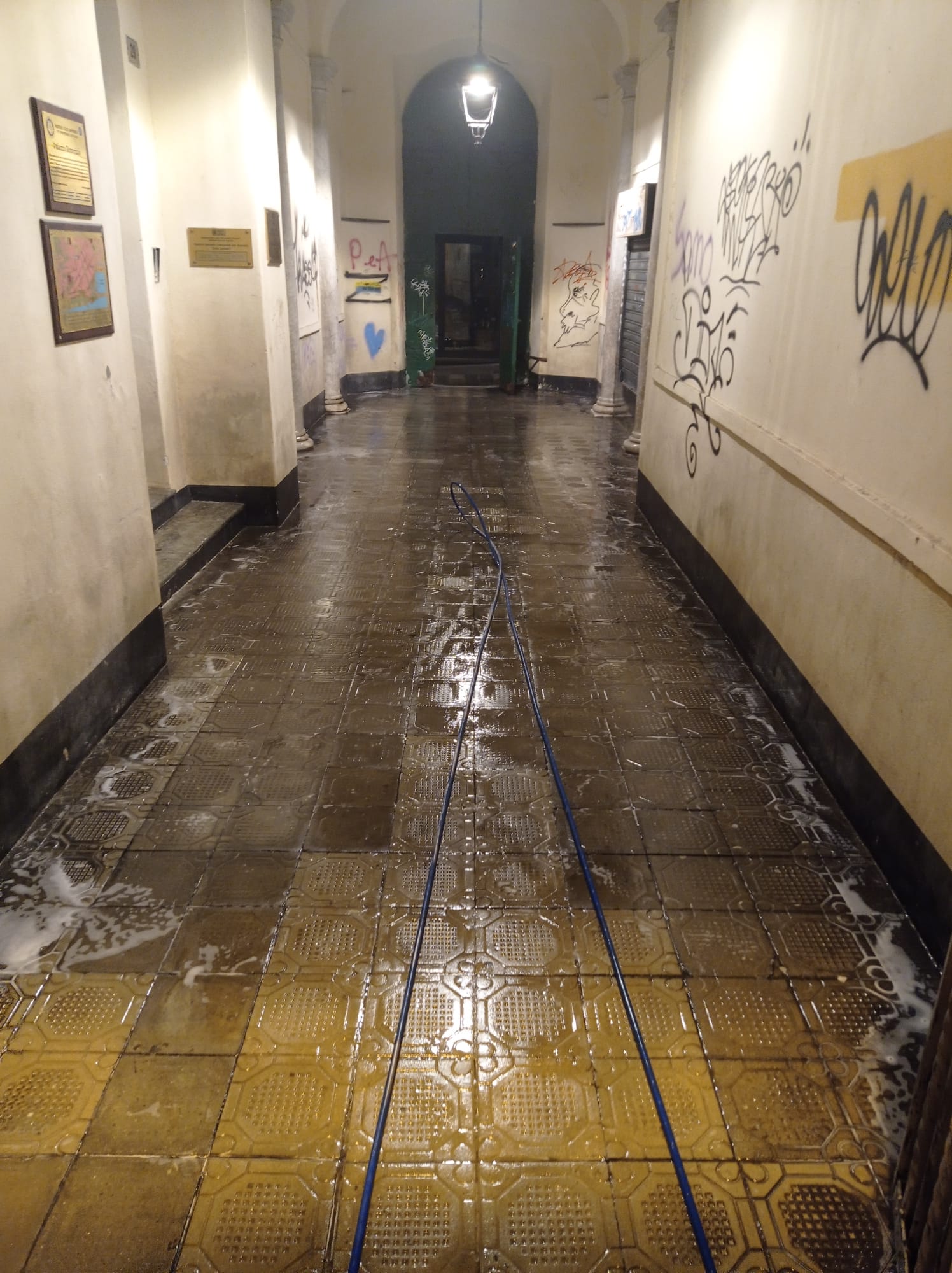 lavaggio sottopasso centro