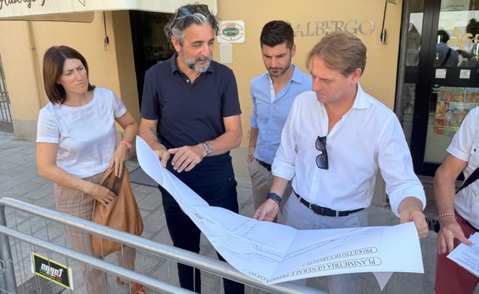 Sopralluogo dell’assessore Scajola in via Mazzini per i lavori di rigenerazione urbana