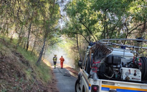 Incendio nel dianese, il plauso di Za Garibaldi, Bregolin e Degl’innocenti agli operatori intervenuti