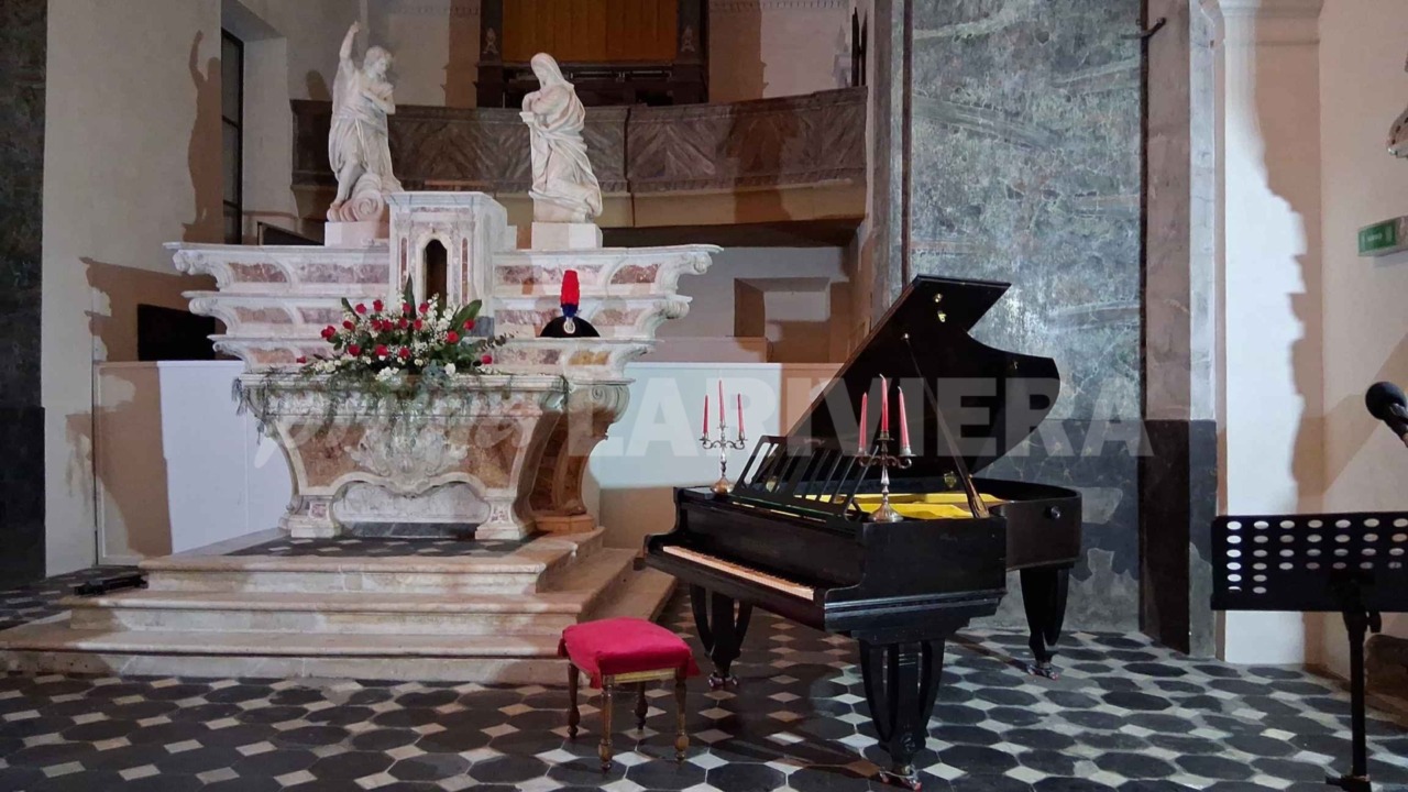 Concerto benefico a Ventimiglia per restaurare un pianoforte a mezza coda