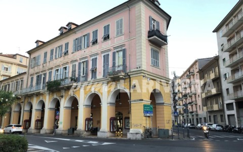 Bimbo di 2 anni precipitato dal terrazzo è ancora in pericolo di vita