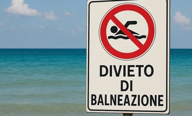 Divieto di balneazione a Imperia, tra Rio Caramagna e molo azzurro di Borgo Prino