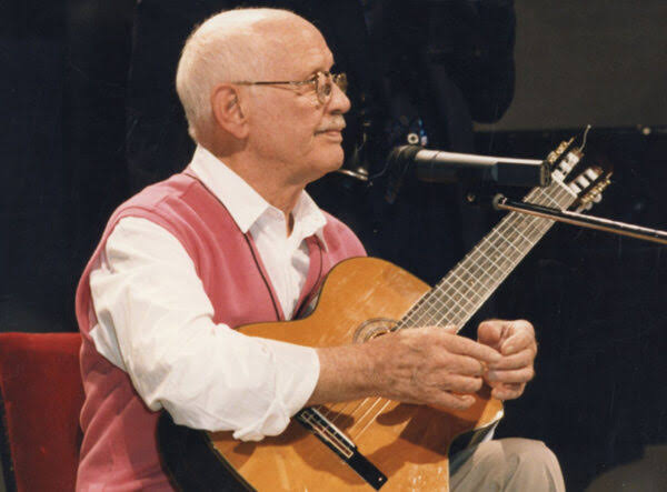 Martedì Letterari omaggiano Murolo e la canzone napoletana
