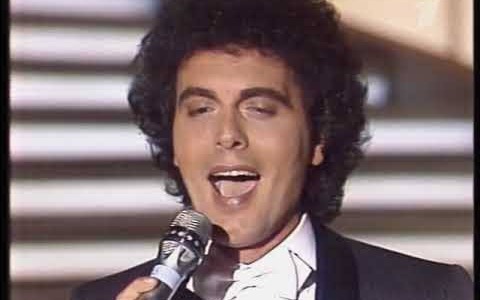Addio a Christian, la voce romantica che incantò Sanremo negli anni ’80