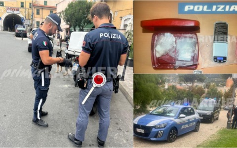 Sessanta grammi di cocaina nel mobiletto di casa. Arrestato Ambesi