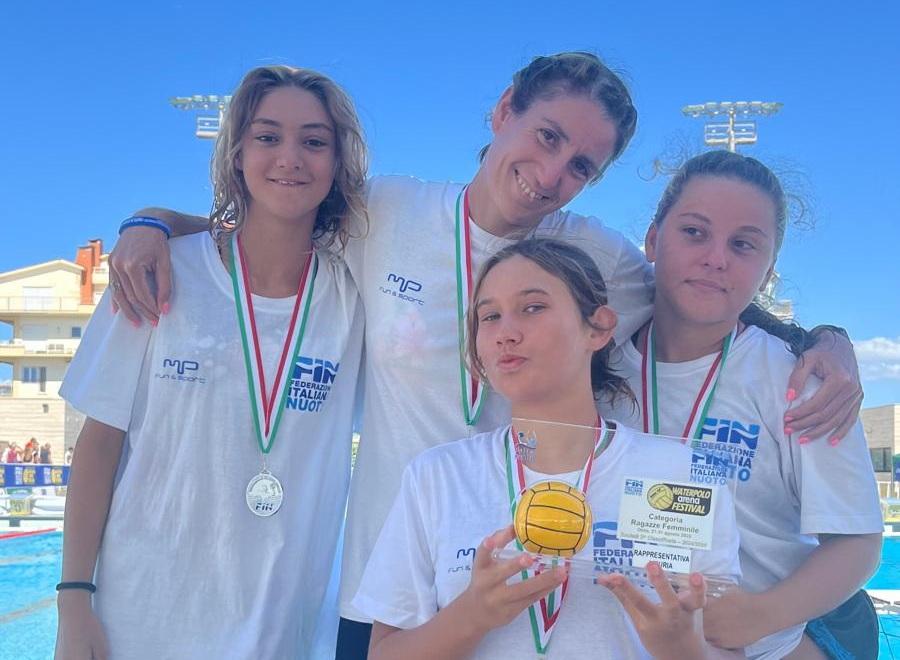 Vittoria, Amelia e Zoe protagoniste alla Waterpolo Arena Festival