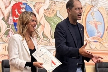 Ai neo diciottenni una copia della Costituzione e un bonus cultura