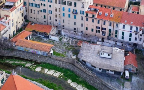 Progetto recupero ex complesso Granatini: «Guerra pagata con le tasche degli altri»