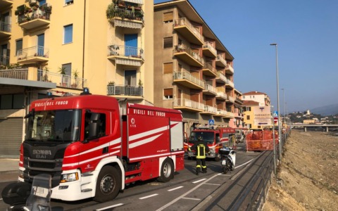 L’Argine destro chiuso al traffico per una fuga di gas
