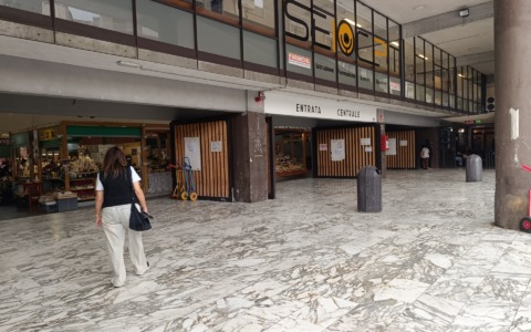 Incontro tra Arimondo, Palazzo Bellevue e Mercato Annonario