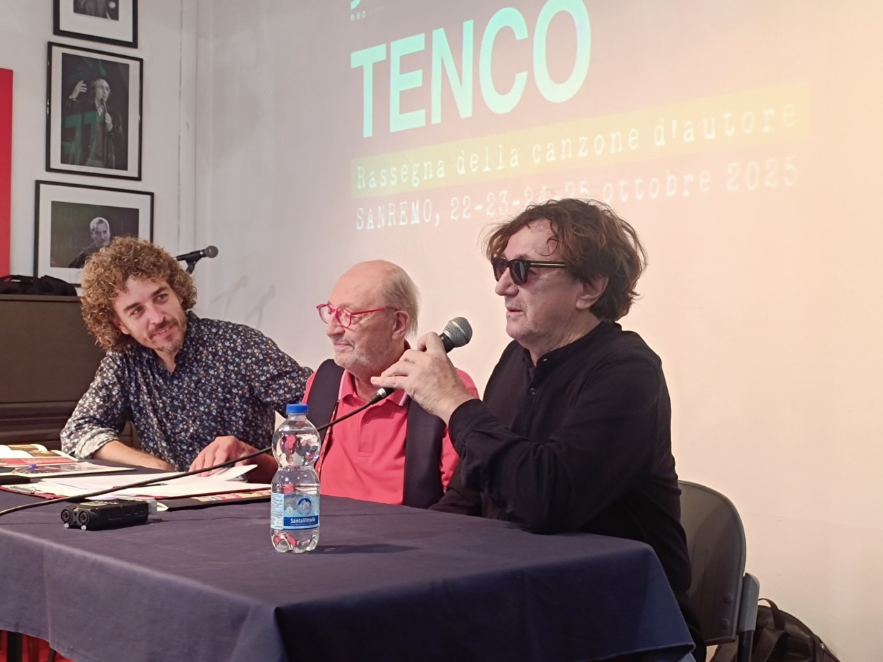 Goran Bregovic: “Chi non diventa pazzo non è normale”