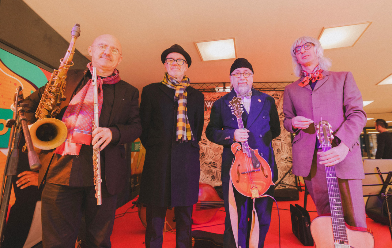 Alberto Giusta e Mandolinology al teatro Salvini