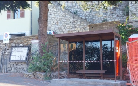 Installate sei nuove pensiline a Imperia