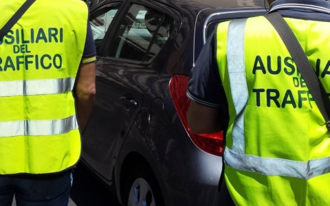 Arrivano gli ausiliari del traffico a Sanremo