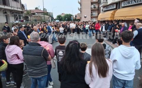 Una marcia per le strade di Vallecrosia per ricordare Lara