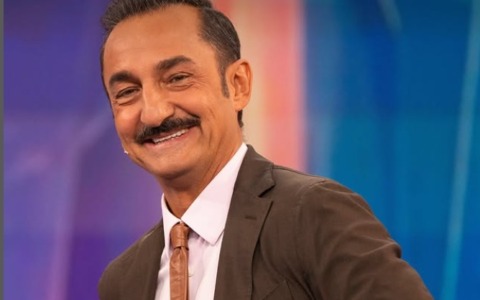 Il ritorno di Nicola Savino al comando del DopoFestival