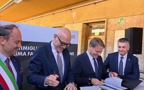 Ferrovia, attivati due binari elettrificati a 3.000 Volt a Ventimiglia